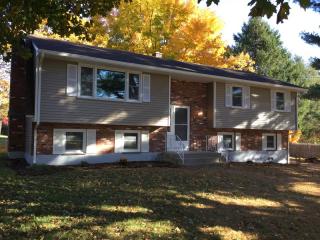 184 Hourigan Dr, Meriden, CT 06451-3640