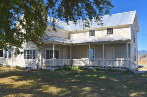 7619 Island Rd, Sawyers Bar, CA 96027-9733