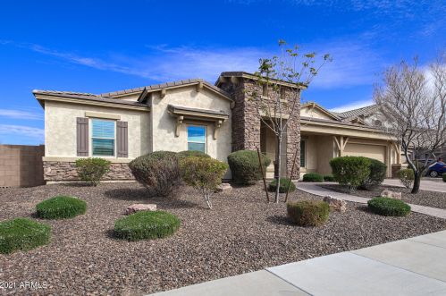 3664 Alfalfa Dr, Gilbert, AZ 85298-0448