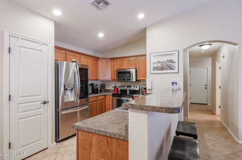 23733 El Frio Ct, Sun City, AZ 85373-5070