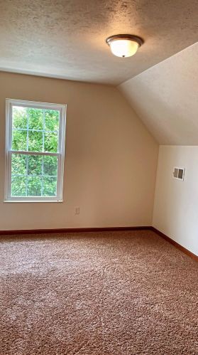 3713 Windslow Dr, Valpo IN  46383-7144 exterior