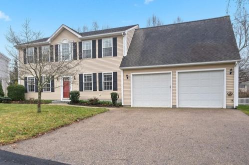 76 Sachem Rd, South Kingstown, RI 02882-2306