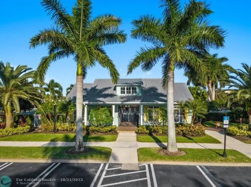 10491 Waterway Ln, Fort Pierce FL  34987-2521 exterior