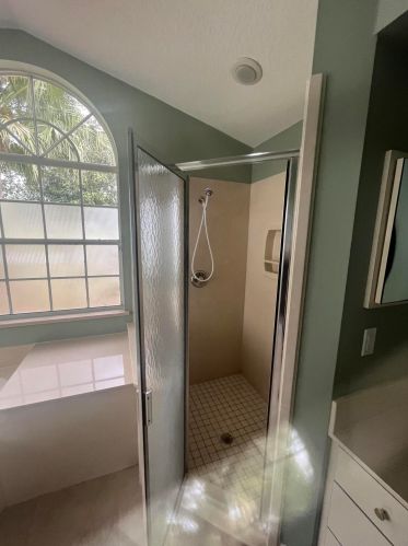 1306 Cottonwood Cv, Fort Pierce FL  34986-2002 exterior