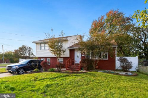 3611 Remington Ave, Camden, NJ 08110-3737