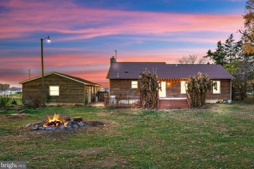 1729 Nottingham Dr, Fredericksburg VA  22408-9674 exterior