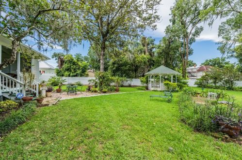 37620 Meridian Ave, Dade City FL  33525-3716 exterior