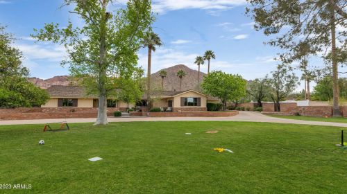 4950 Exeter Blvd, Phoenix AZ  85018-2943 exterior