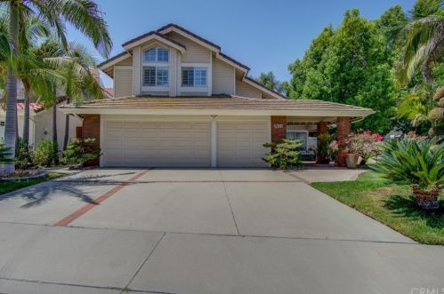 1918 Somerset Ln, Fullerton, CA 92833-1297