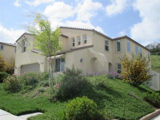 13553 Sohail St, Lakeside, CA 92040-4762