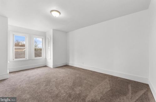 252 Greenwich Ave, West Deptford NJ  08066-2229 exterior