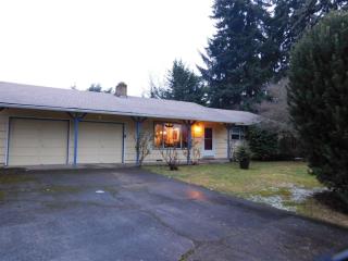 357 Kestrel St, Salem, OR 97303-5310