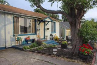34 Alta Loma, Benicia, CA 94510-2608