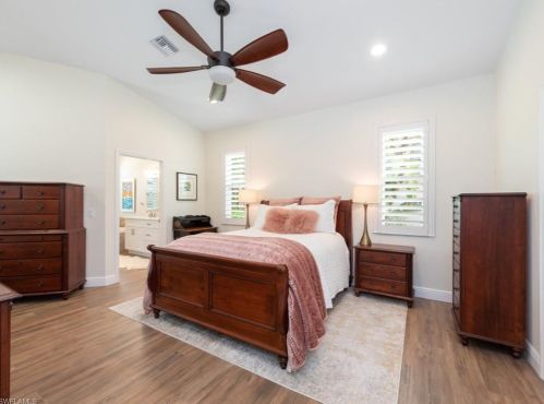 23346 Olde Meadowbrook Cir, Bonita Springs FL  34134-9114 exterior