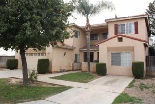 3543 Ellendale Ave, Fresno, CA 93722-1135
