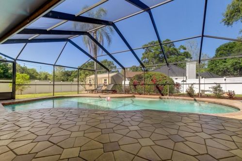 17606 Whistling Ln, Lutz FL  33549-5603 exterior