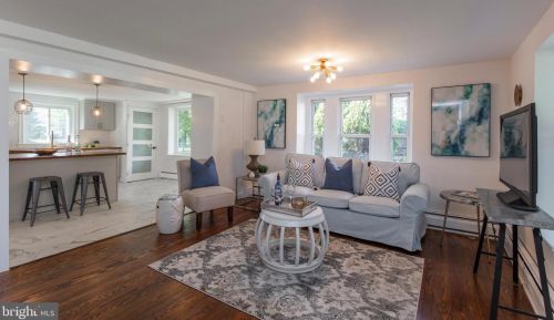 984 Lansdale Ave, Lansdale PA  19446-1620 exterior