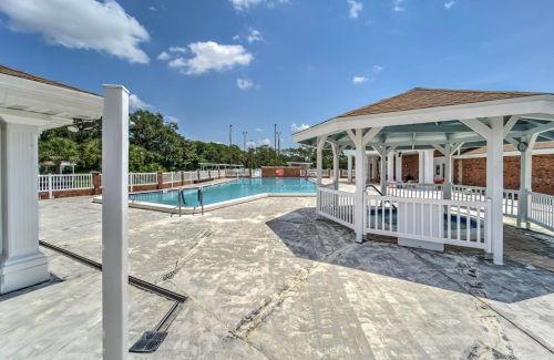 1947 Birchwood Loop, Lakeland FL  33811-2927 exterior