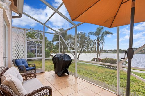 10782 Pelican Dr, West Palm Beach, FL 33414-6154