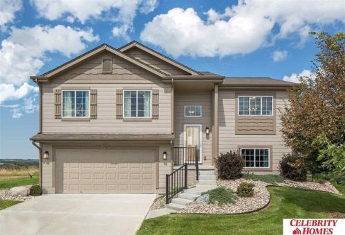 14323 17th St, Bellevue, NE 68123