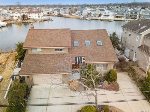 2841 Barbara Rd, North Bellmore, NY 11710-4701