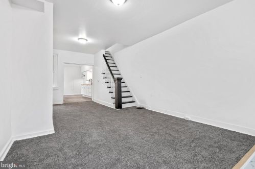 551 Howard Ave, Lancaster PA  17602-4421 exterior