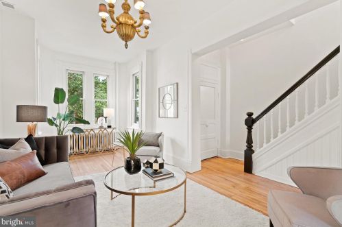 618 7th St, Washington, DC 20002-5210