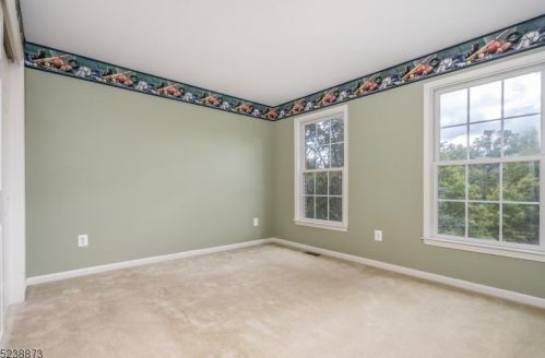 10 Providence Dr, Flemington NJ  08822-3447 exterior