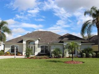 2764 Treasure Cay Ln, Sebring, FL 33875-4775