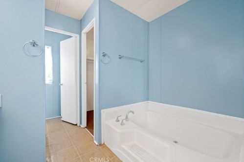 19841 Grand Ave, Lake Elsinore CA  92530-6432 exterior