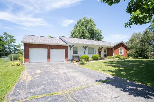 34 Hollywood Ln, Brown County, OH 45121-9594