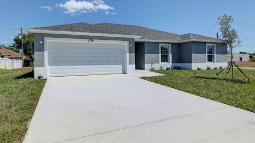 1621 Angelico Ln, Fort Pierce, FL 34984-3601