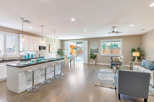 1106 Sprig Way, Gilroy CA  95020-8113 exterior