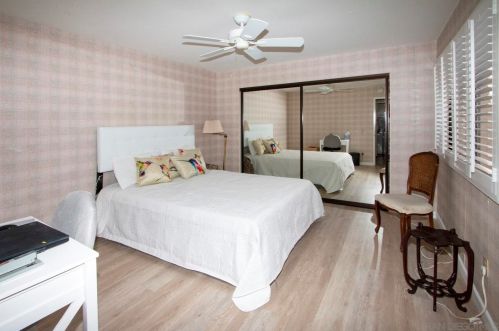 18076 Avenida Alozdra, San Diego CA 92128-1570 exterior