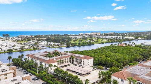 4405 Tuscany Way, Boynton Beach FL  33435-7817 exterior
