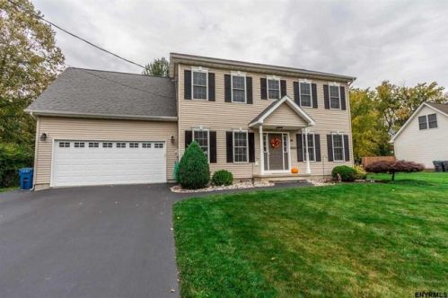 14 Havenbrook Dr, Schenectady, NY 12302-3618