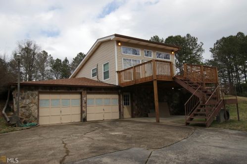 170 Blossom Ridge Trl, Fayetteville, GA 30214-3195