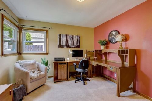 2537 63, Milwaukee WI 53219-2628 exterior