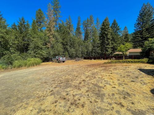 22619 Eastside Rd, Willits CA  95490-9780 exterior