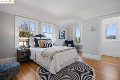 834 Calmar Ave, Oakland CA  94610-1731 exterior