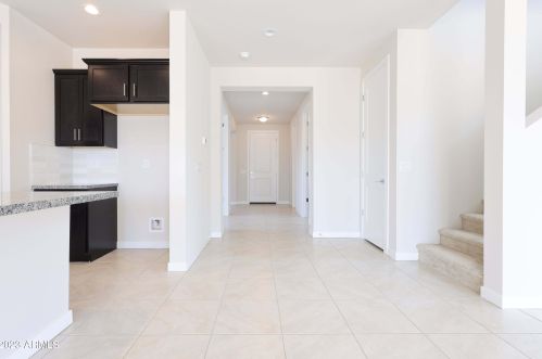 1380 Avenida Kino, Casa Grande AZ  85122-3278 exterior