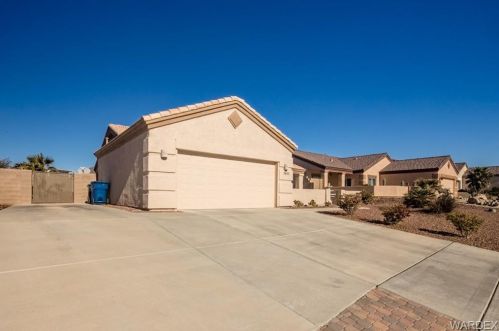 2685 Sanctuary Dr, Bullhead City, AZ 86442-8441