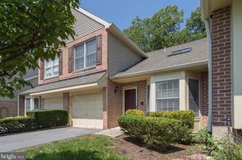 30 May Apple Dr, Downingtown PA  19335-3442 exterior