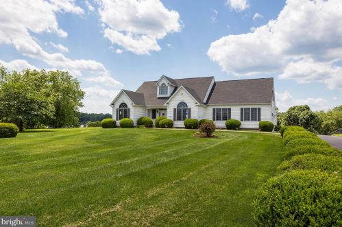 5708 Crescent Point Dr, Madison Mills, VA 22960-4504