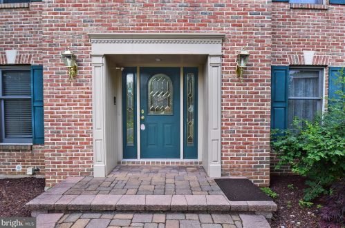 1122 Deer Run, Orefield, PA 18069-9066