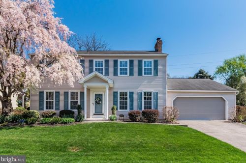 212 Cherokee Dr, Navy Sup Dpt, PA 17050-2503