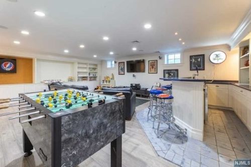640 Ridgewood Ave, Ridgewood NJ  07450-3311 exterior