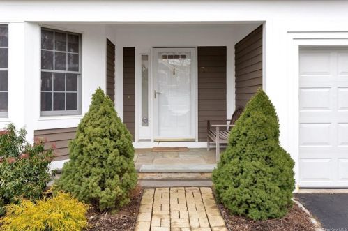 75 Jared Dr, White Plains, NY 10605-3413