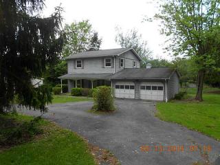 468 Saxman Rd, Latrobe, PA 15650-5359