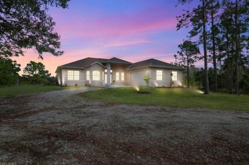 2645 58th Ave, Naples, FL 34120-2521
